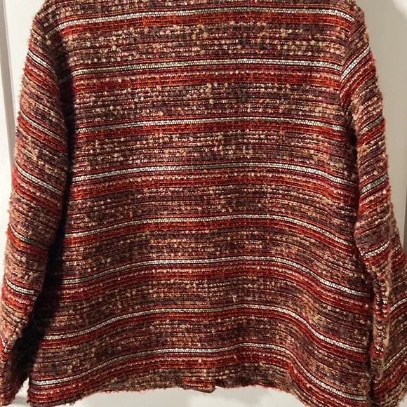 Chico’s tweed jacket with gorgeous metallic threads woven in fabric. Size 18/18 - Picture 3 of 4